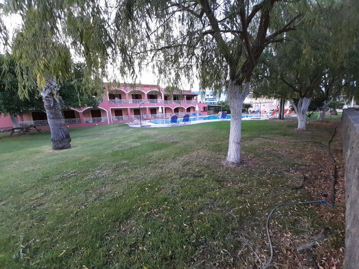Aronda Apartments Dassia  Zewnętrze zdjęcie