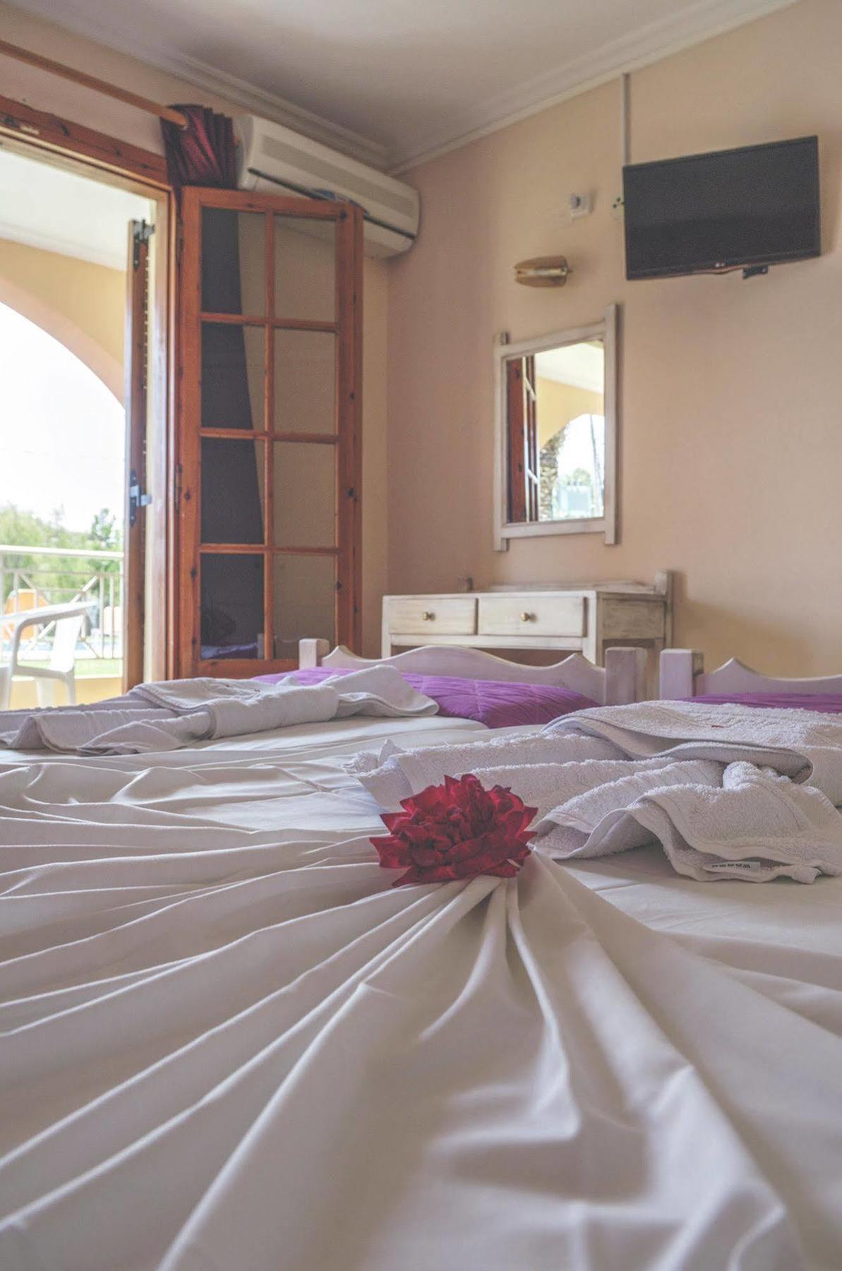 Aronda Apartments Dassia  Zewnętrze zdjęcie